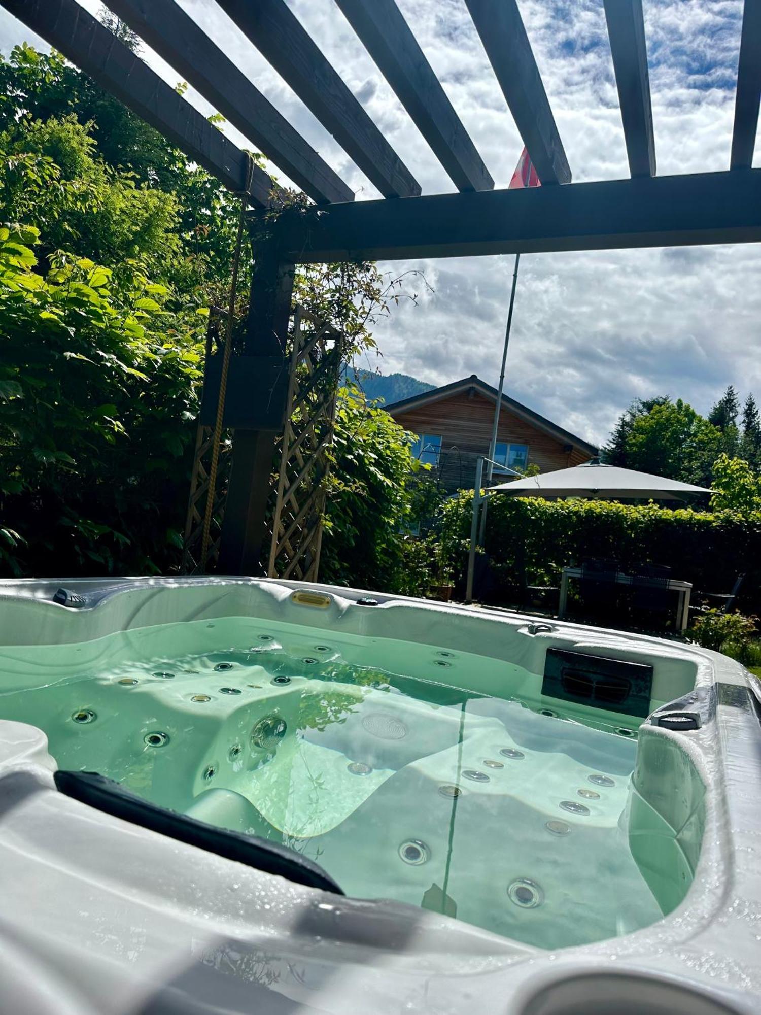 The Swiss Paradise 2 Apartment With Garden, Whirlpool, And Mountain Panorama Wirzweli Eksteriør billede