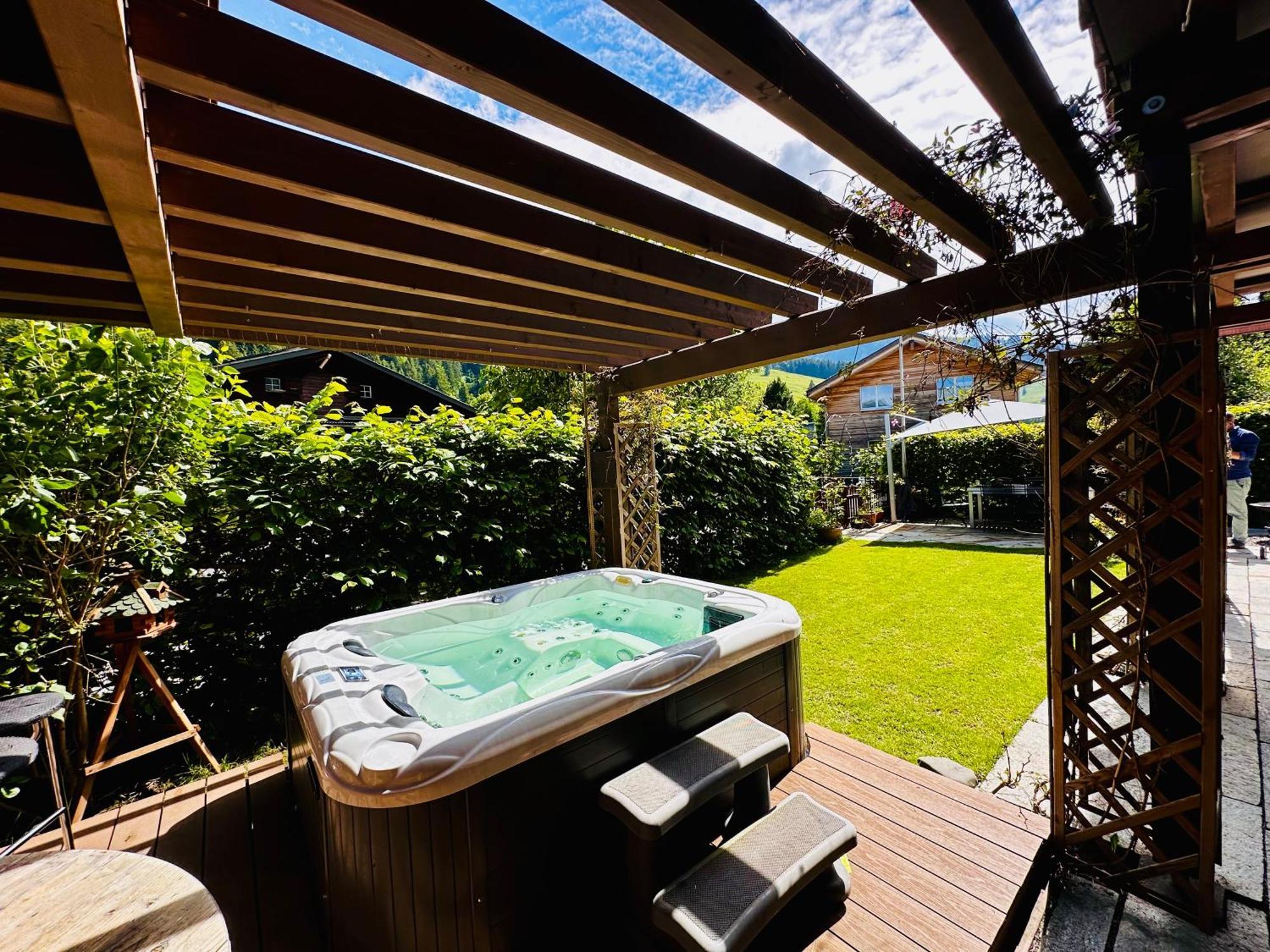 The Swiss Paradise 2 Apartment With Garden, Whirlpool, And Mountain Panorama Wirzweli Eksteriør billede